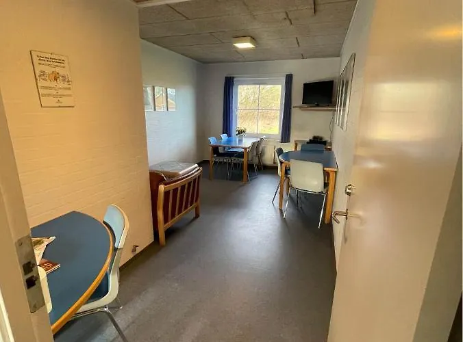 Vandrerhjem-hostel * Roslev