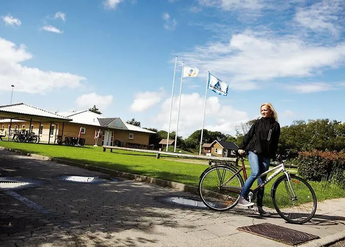 Vandrerhjem-hostel *